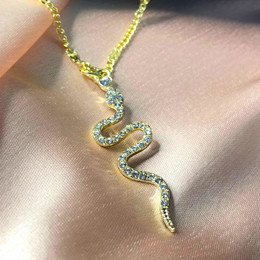 Double Layer Golden Snake Nack Peace